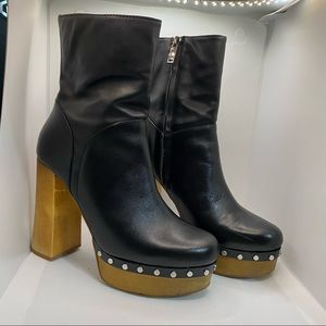 Leather wooden heel boots